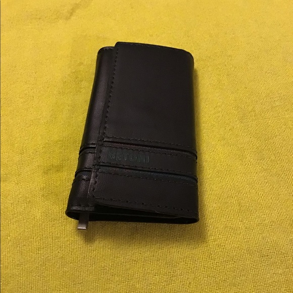 Key holder - Picture 2 of 6